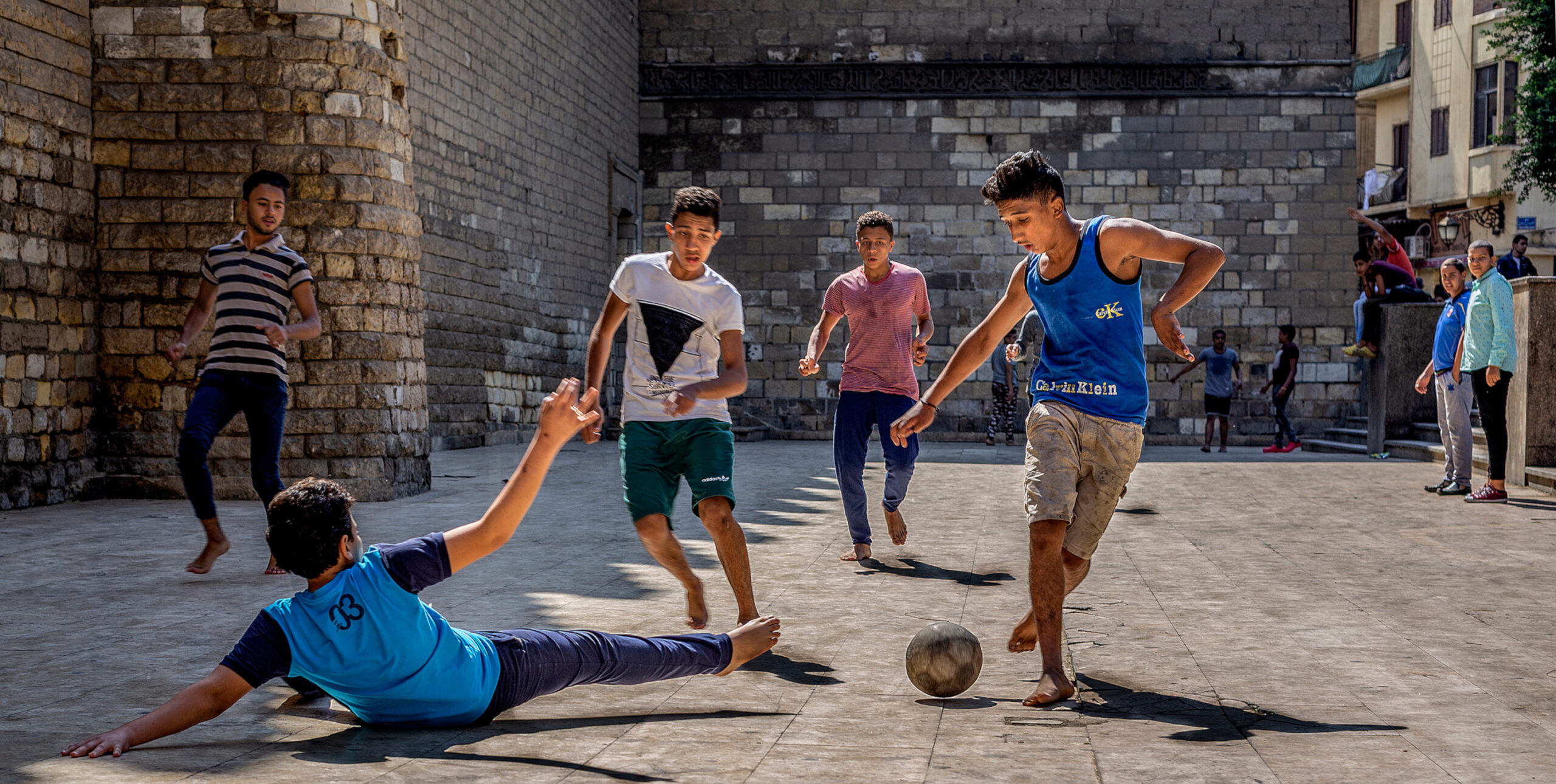 Futbolun Eskisi Mi İyiydi, Yoksa Biz Mi Çocuktuk?
